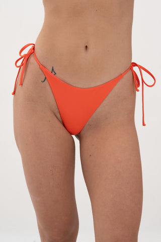 Slip brasiliano con lacci laterali