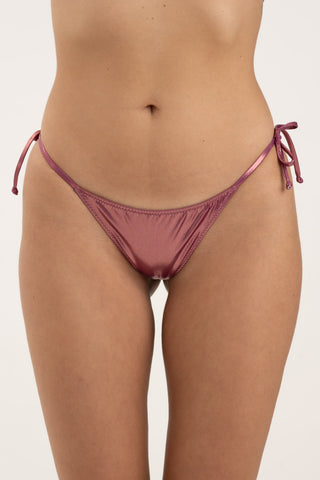 Slip brasiliano con lacci