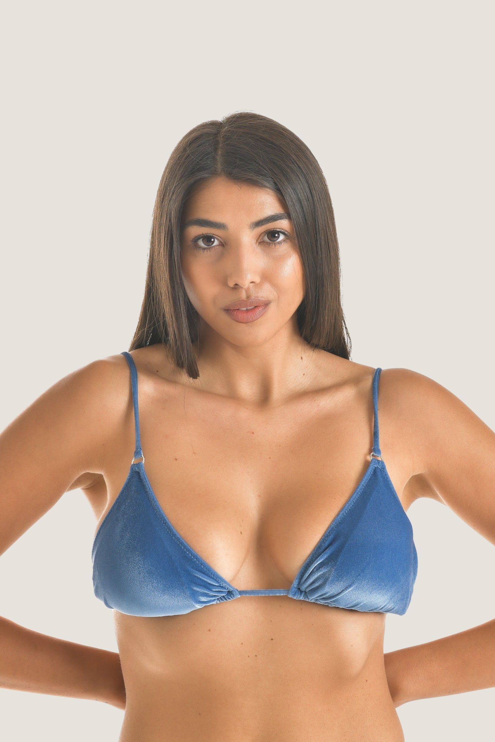 Triangolo Anello Velluto