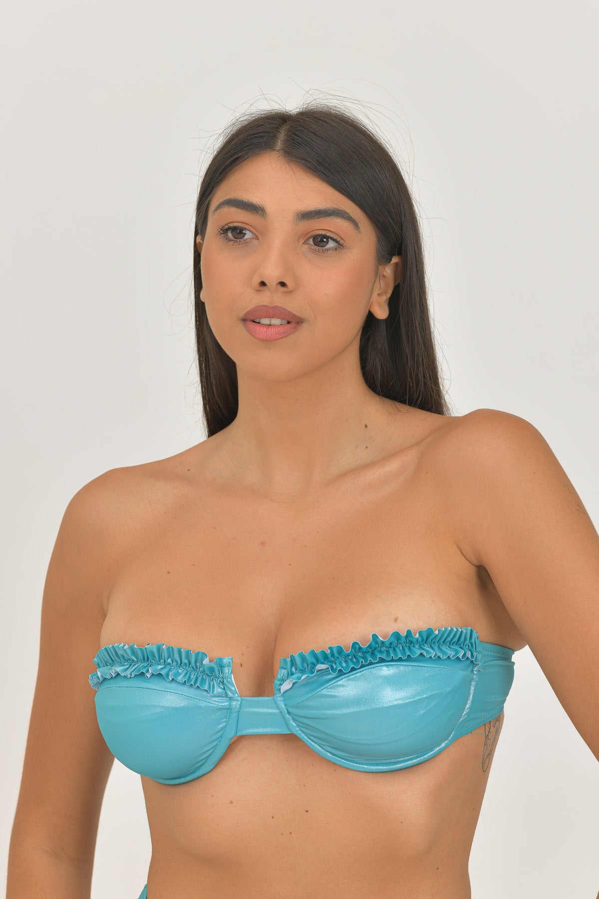 Reggiseno con coppe e ferretto