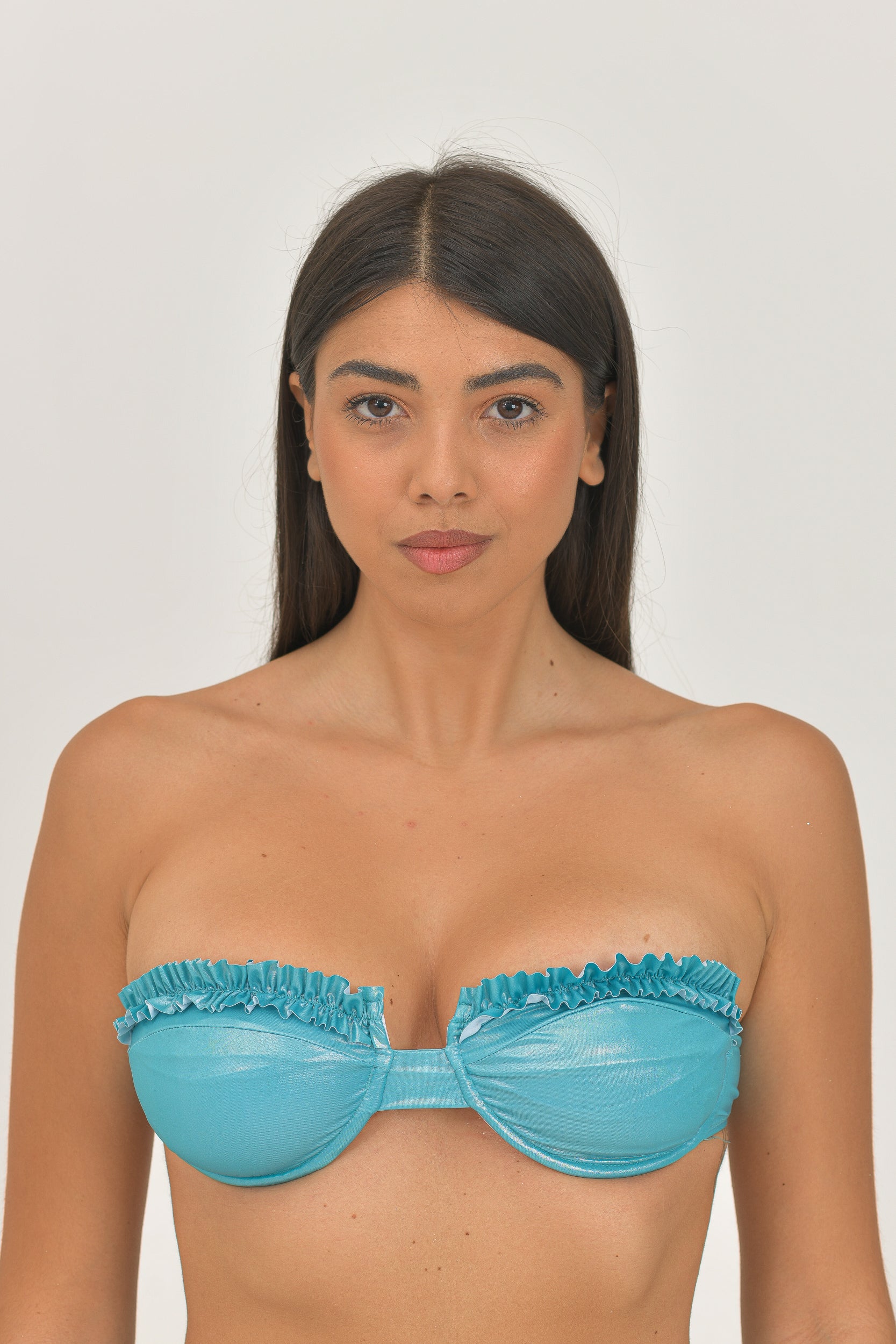 Reggiseno con coppe e ferretto