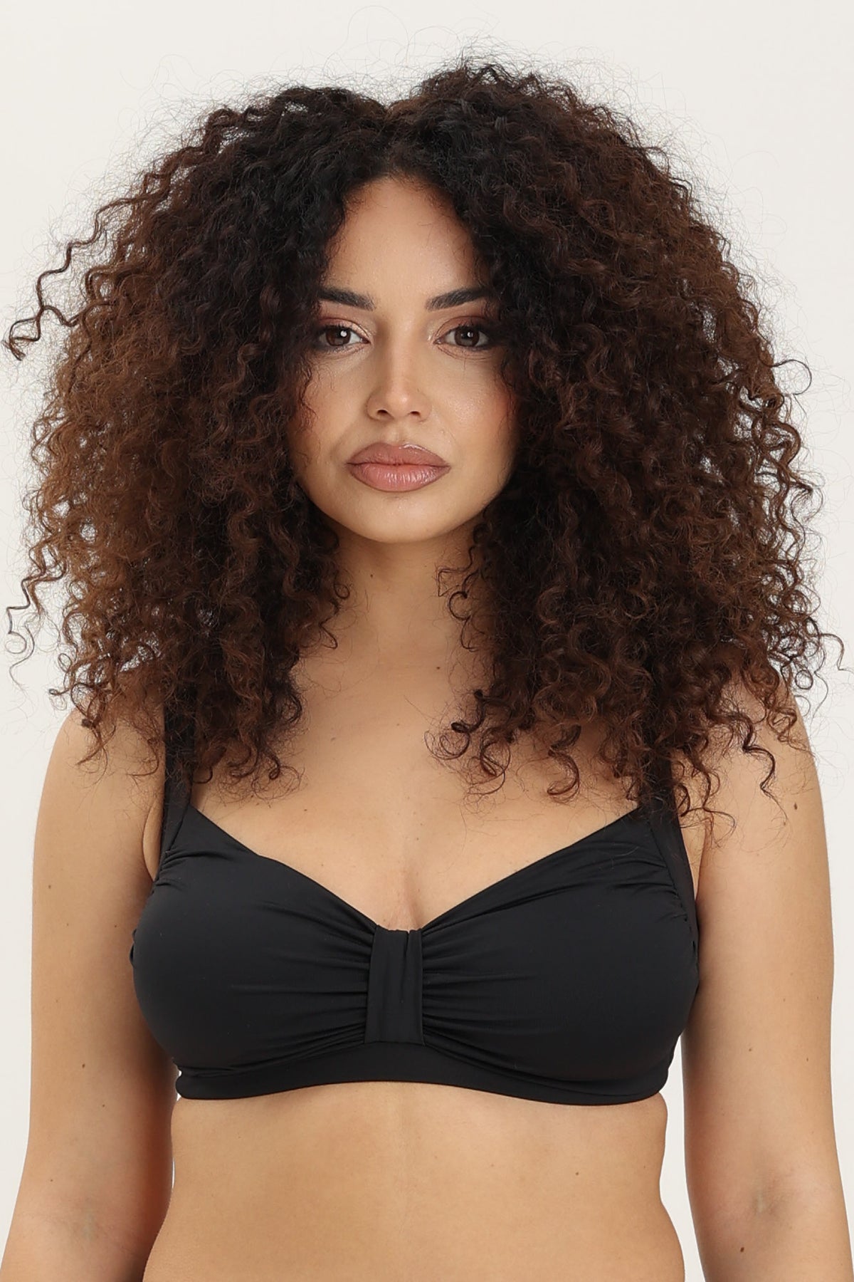 Reggiseno con nodo centrale