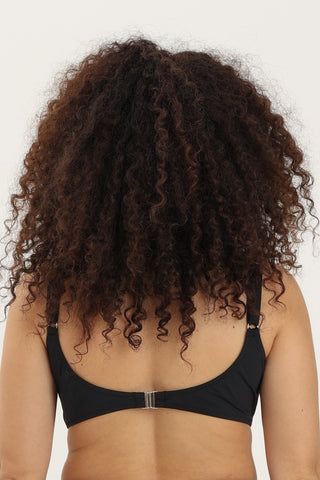 Reggiseno con nodo centrale